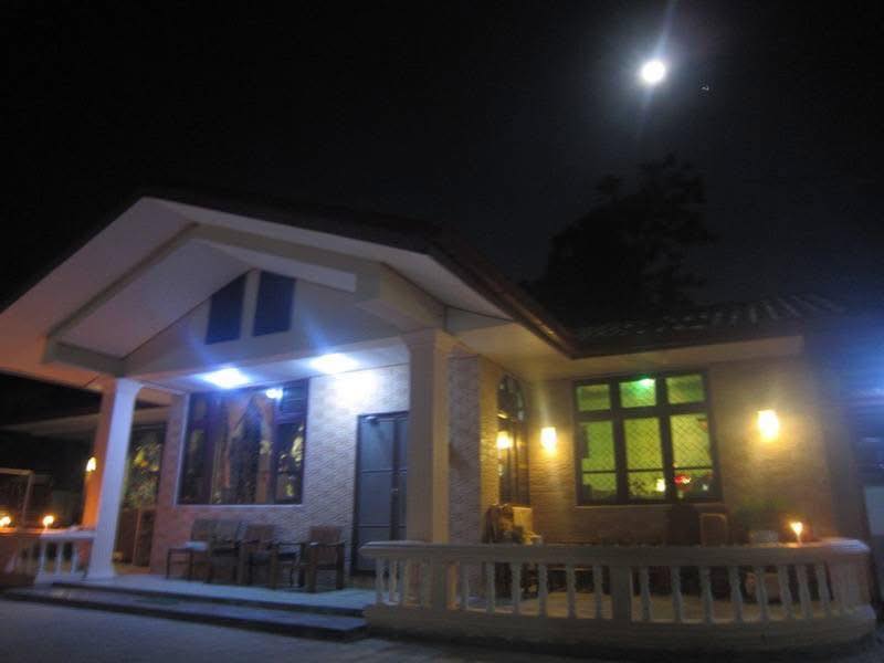 မြေကွက် ၊ ခြံ