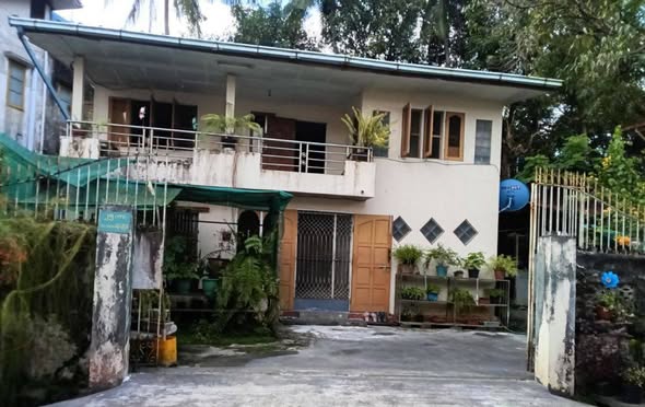 မြေကွက် ၊ ခြံ