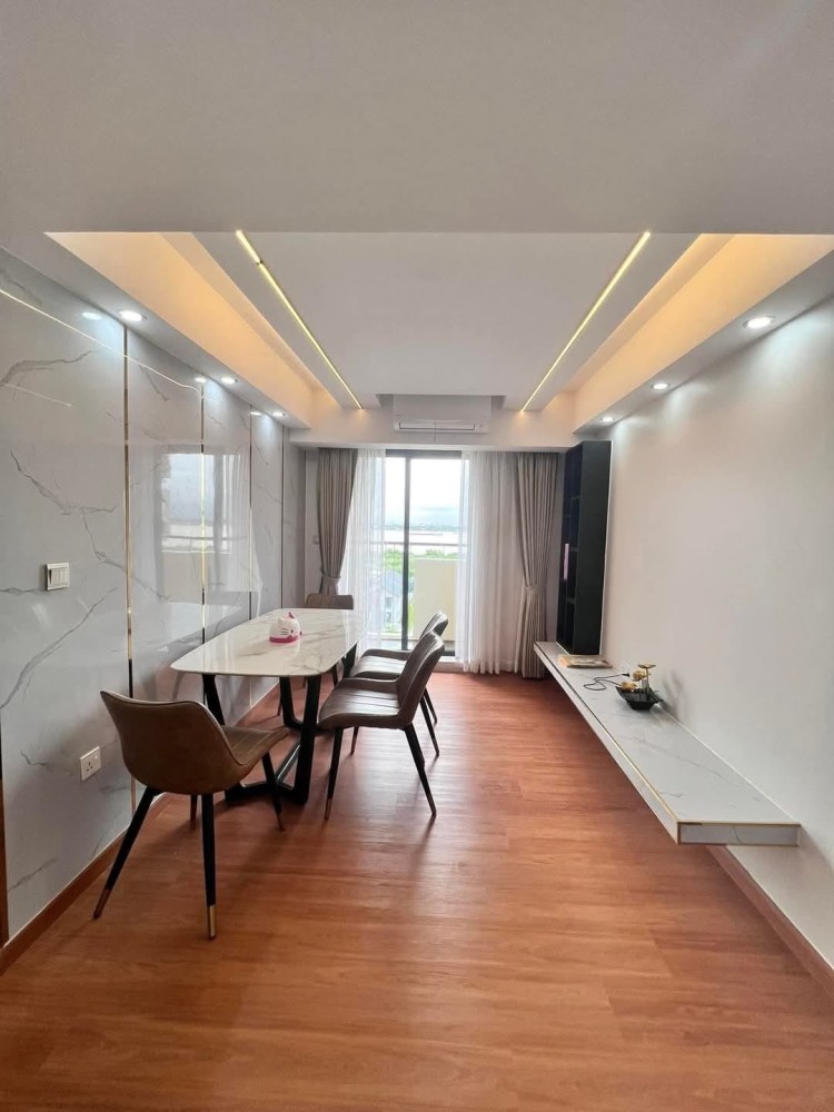 မြေကွက် ၊ ခြံ