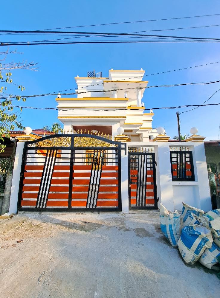 မြေကွက် ၊ ခြံ