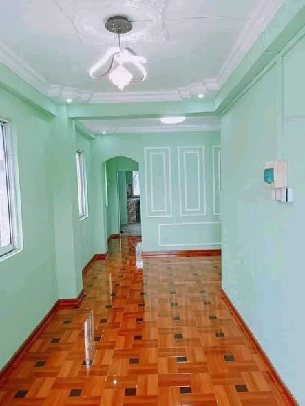 မြေကွက် ၊ ခြံ