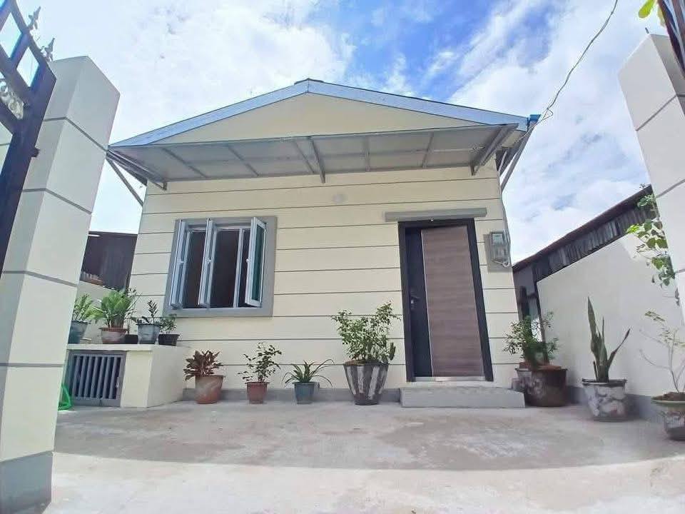 မြေကွက် ၊ ခြံ