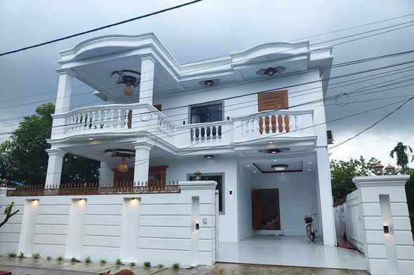 မြေကွက် ၊ ခြံ