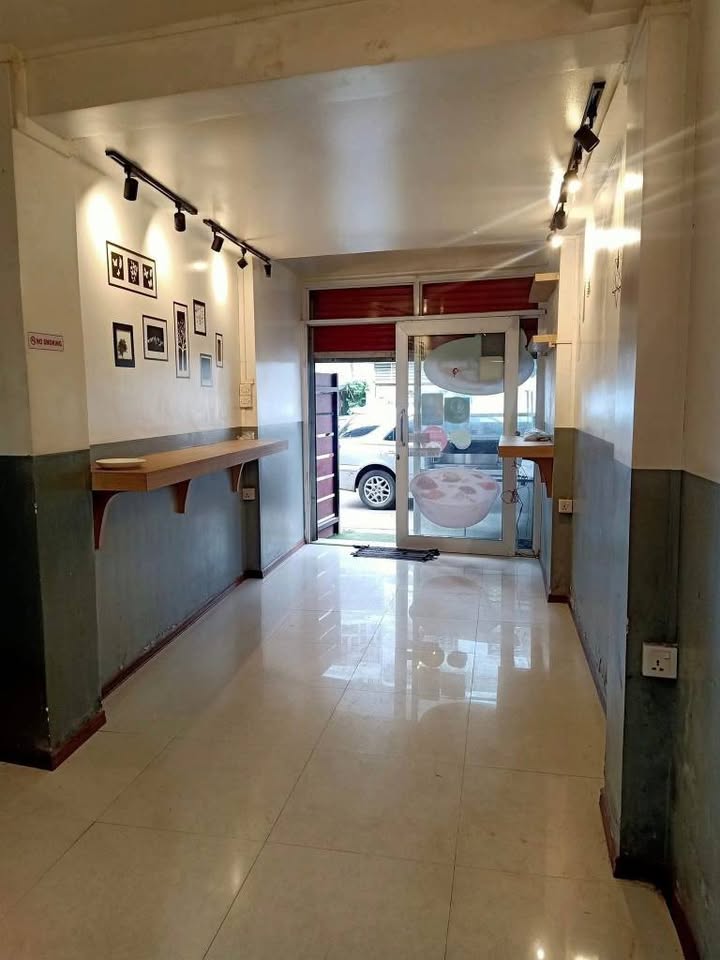 မြေကွက် ၊ ခြံ