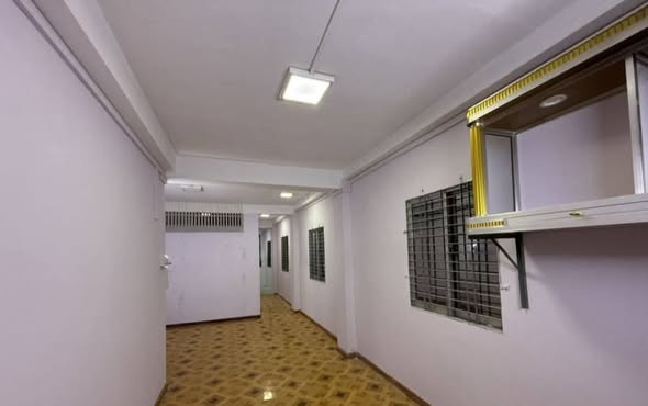 မြေကွက် ၊ ခြံ