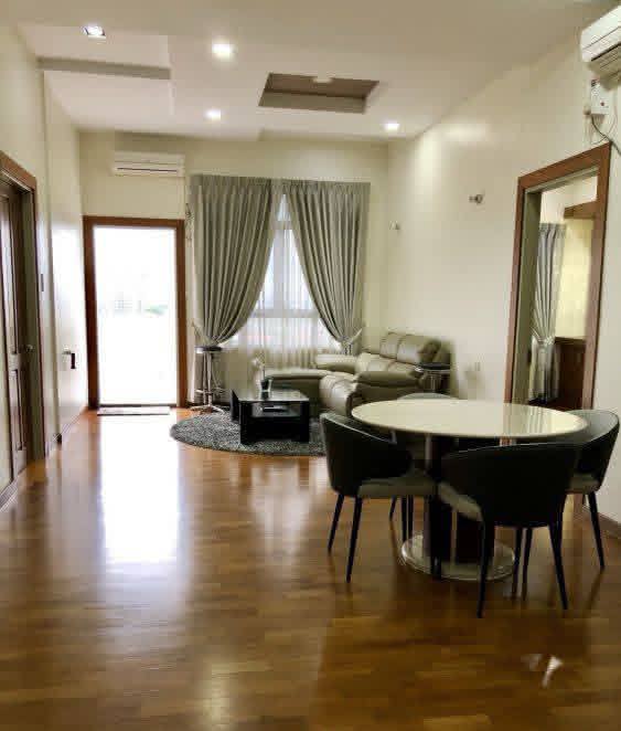 မြေကွက် ၊ ခြံ