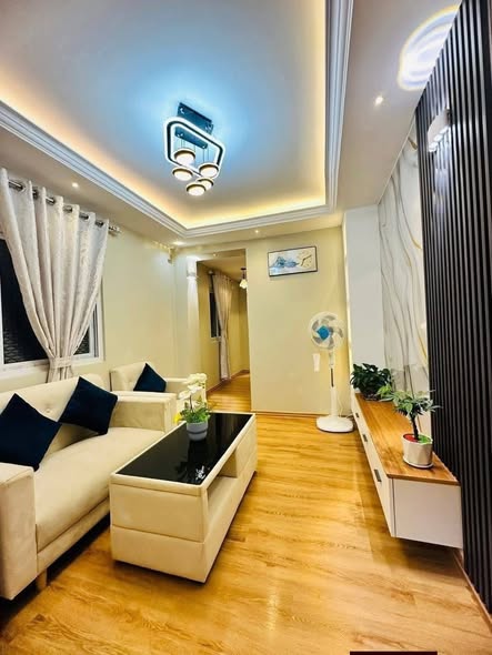 မြေကွက် ၊ ခြံ