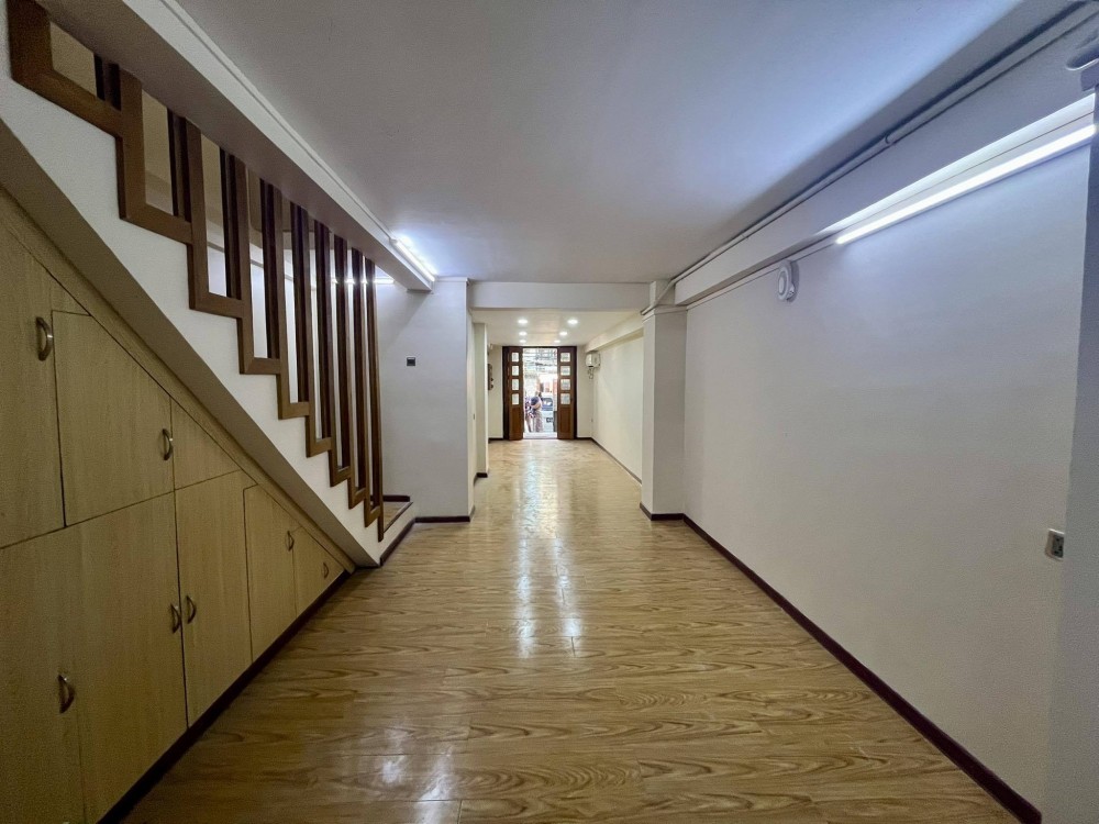 မြေကွက် ၊ ခြံ