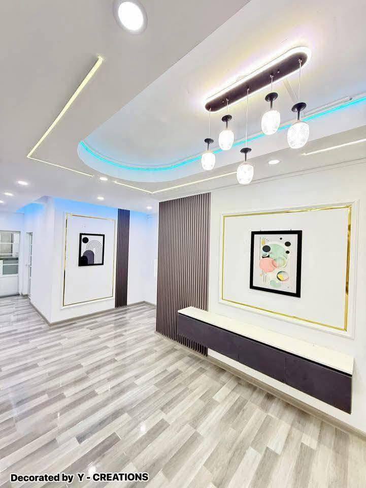 မြေကွက် ၊ ခြံ