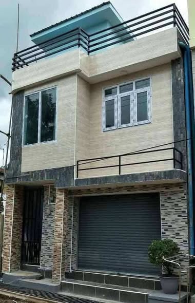 မြေကွက် ၊ ခြံ