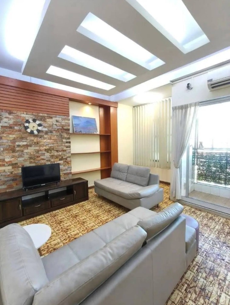 မြေကွက် ၊ ခြံ