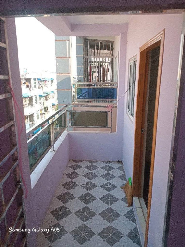 မြေကွက် ၊ ခြံ