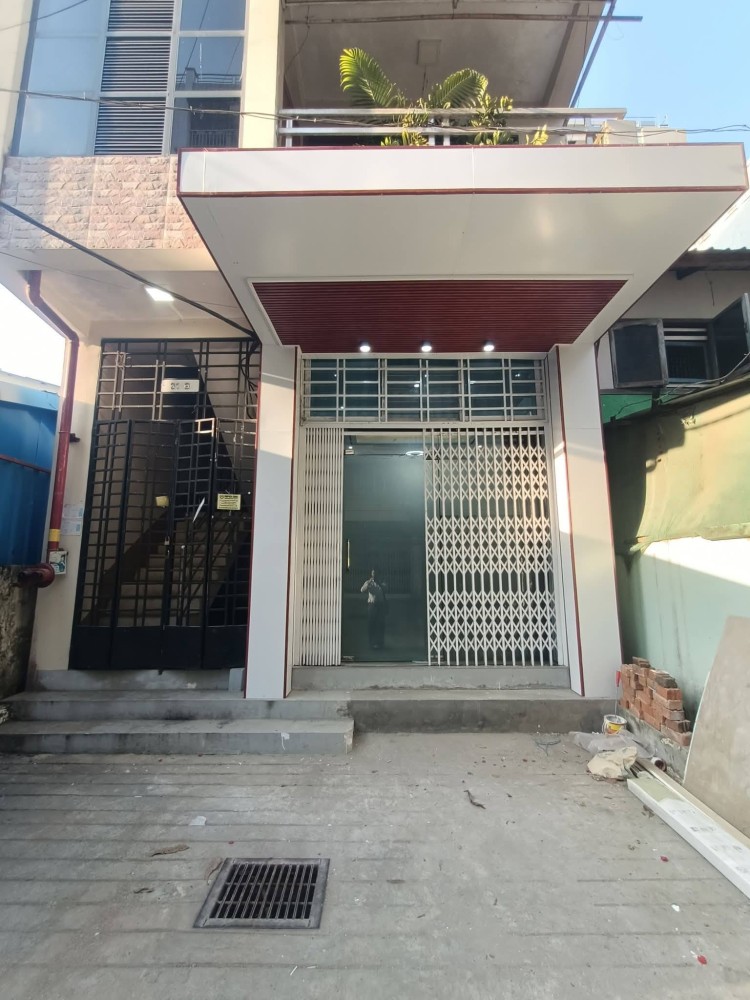 မြေကွက် ၊ ခြံ