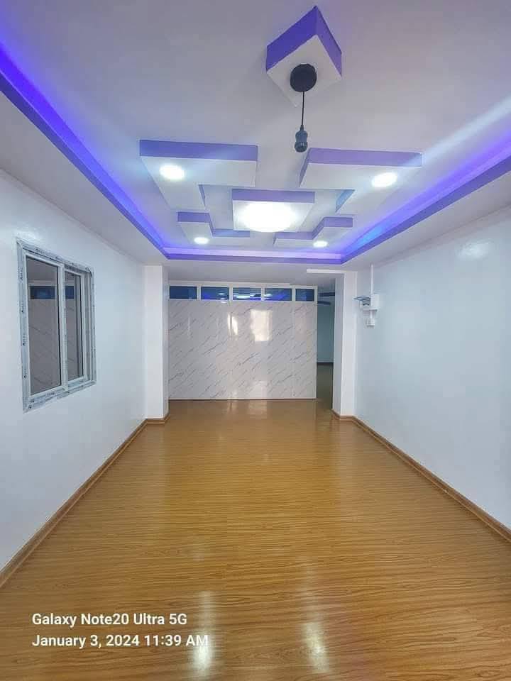 မြေကွက် ၊ ခြံ