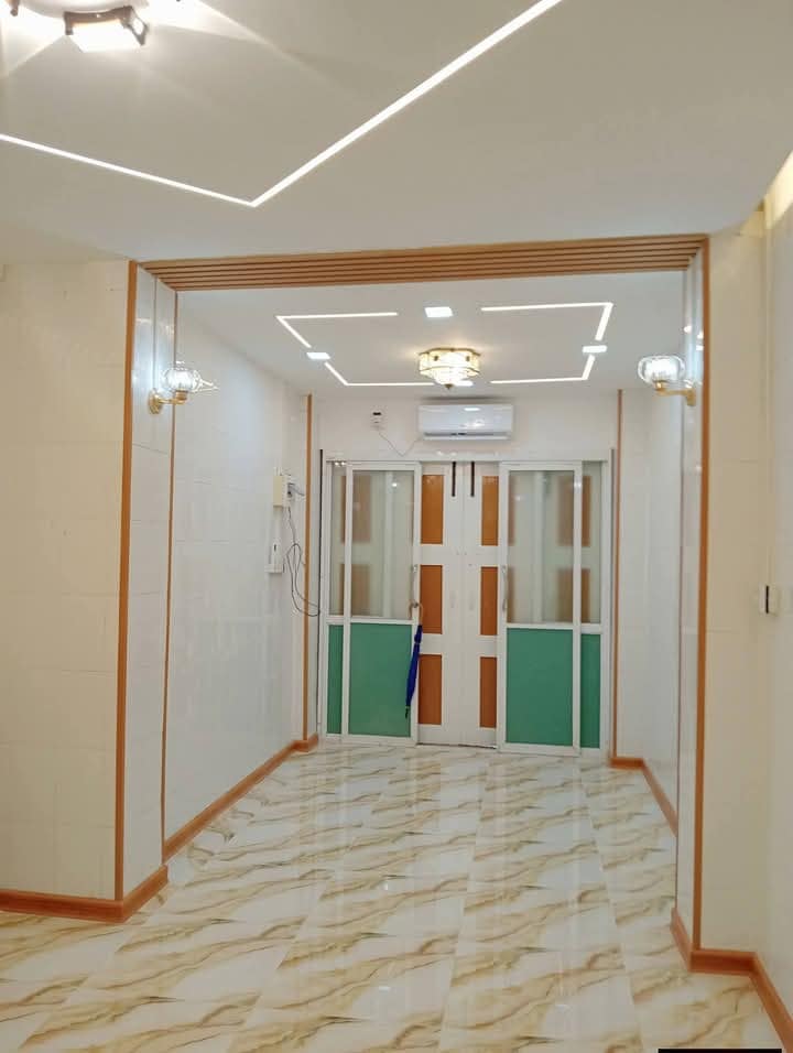 မြေကွက် ၊ ခြံ