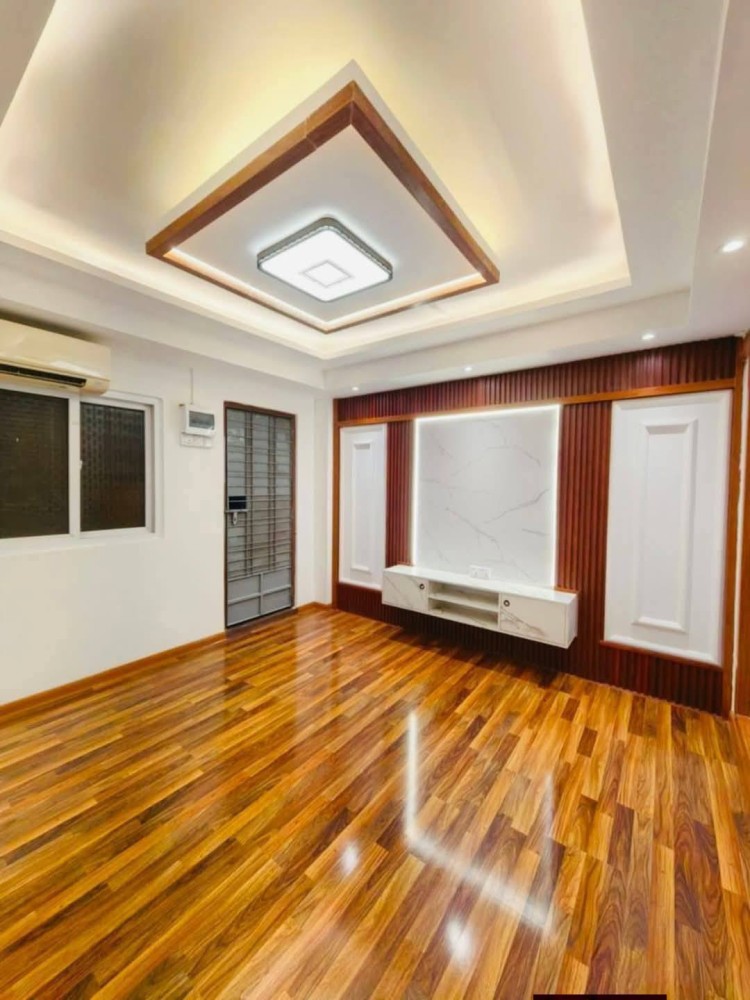 မြေကွက် ၊ ခြံ