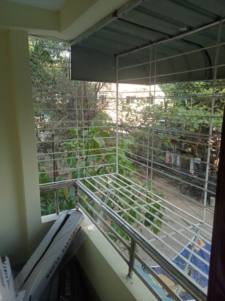 မြေကွက် ၊ ခြံ