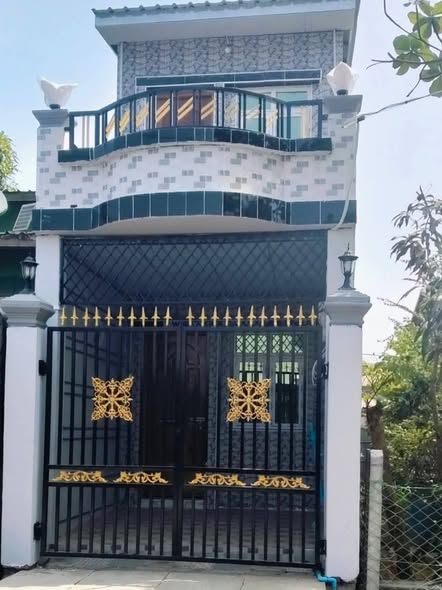 မြေကွက် ၊ ခြံ