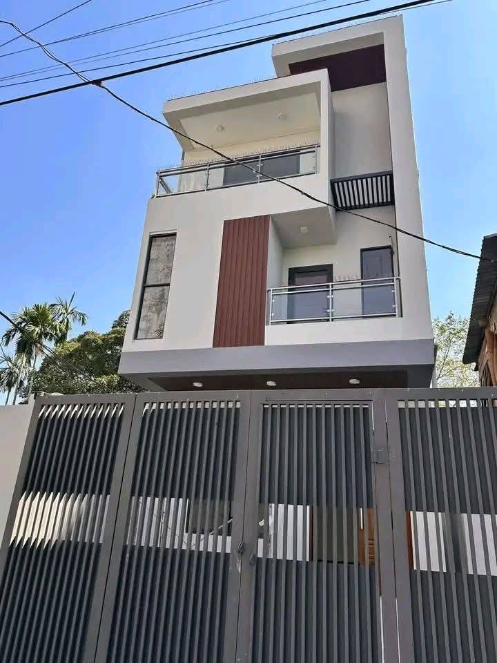 မြေကွက် ၊ ခြံ