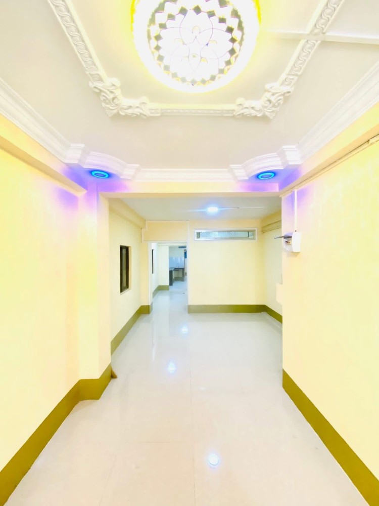 မြေကွက် ၊ ခြံ