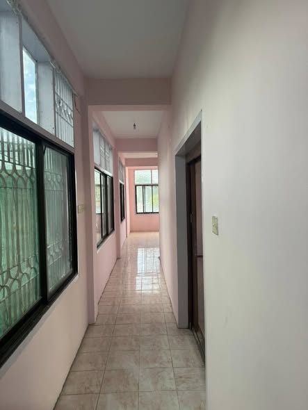 မြေကွက် ၊ ခြံ