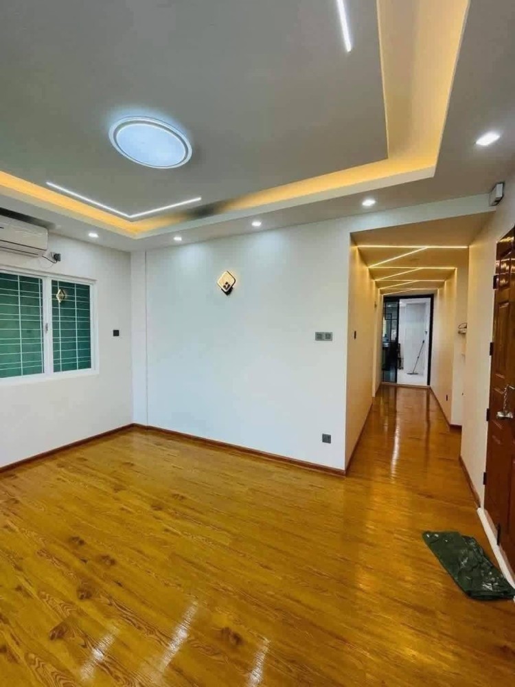 မြေကွက် ၊ ခြံ