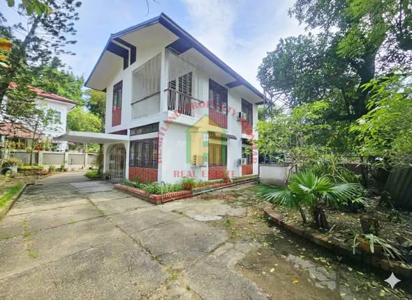 မြေကွက် ၊ ခြံ