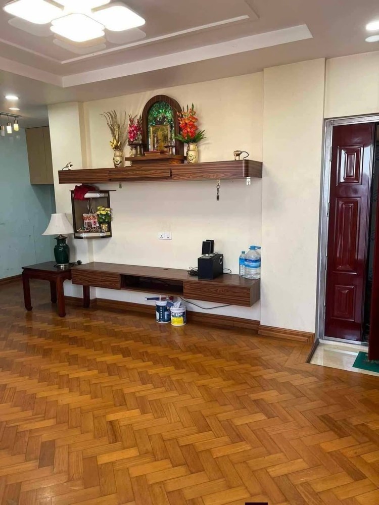 မြေကွက် ၊ ခြံ