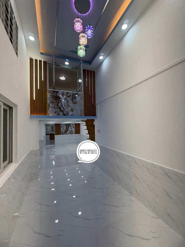 မြေကွက် ၊ ခြံ