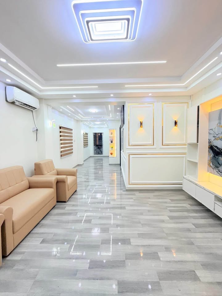 မြေကွက် ၊ ခြံ