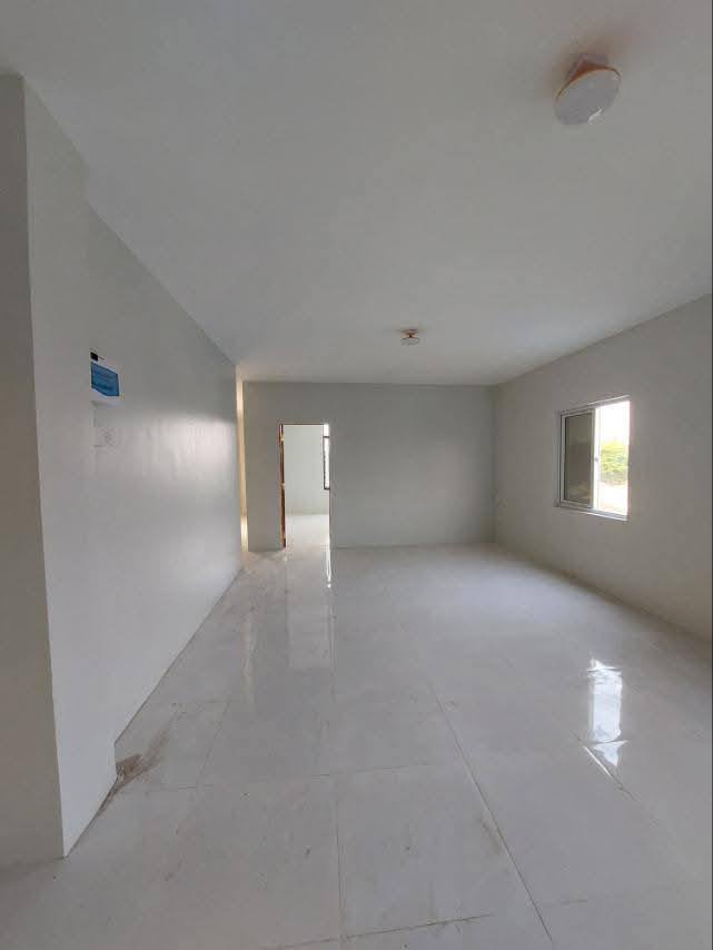 မြေကွက် ၊ ခြံ