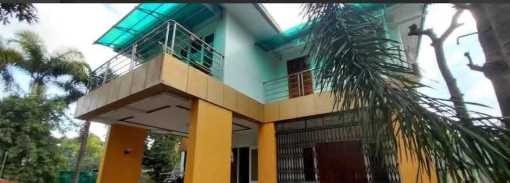 မြေကွက် ၊ ခြံ