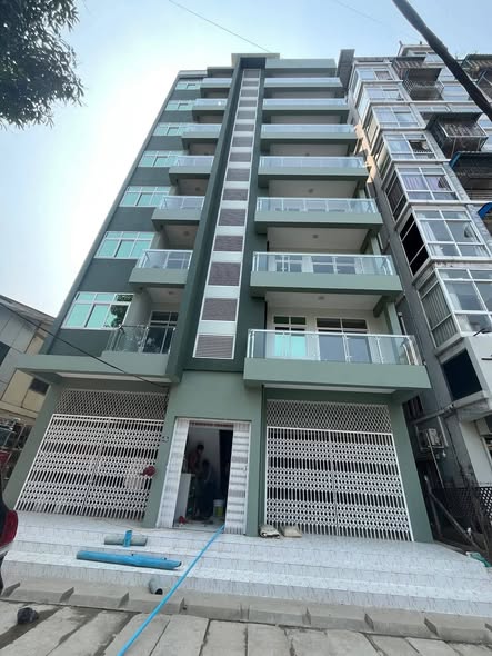 မြေကွက် ၊ ခြံ