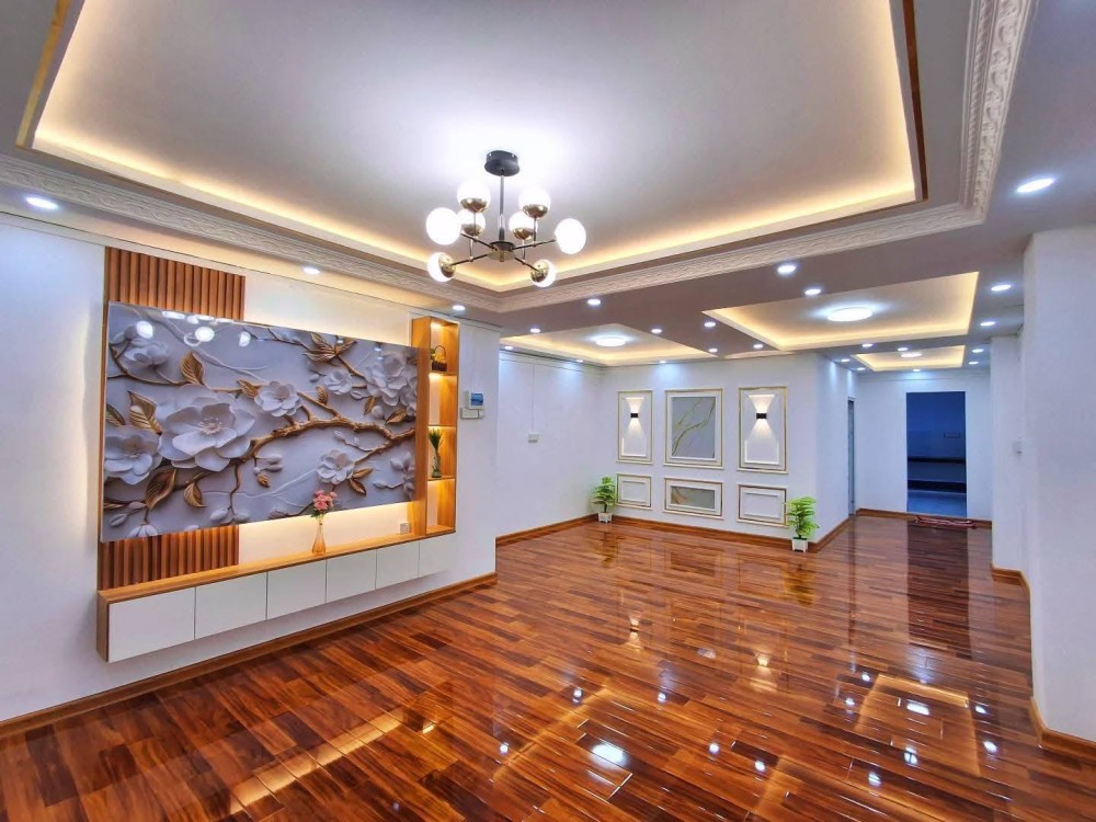 မြေကွက် ၊ ခြံ