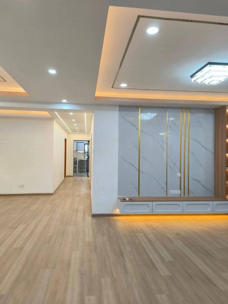 မြေကွက် ၊ ခြံ