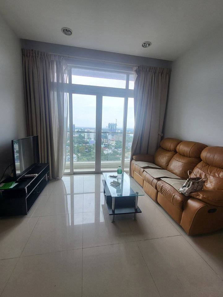 မြေကွက် ၊ ခြံ