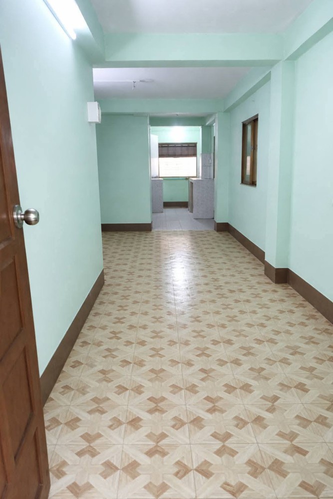 မြေကွက် ၊ ခြံ