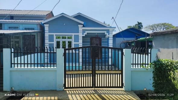 မြေကွက် ၊ ခြံ