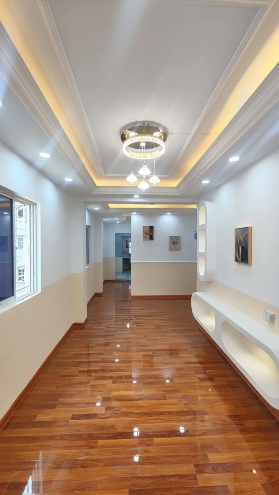 မြေကွက် ၊ ခြံ