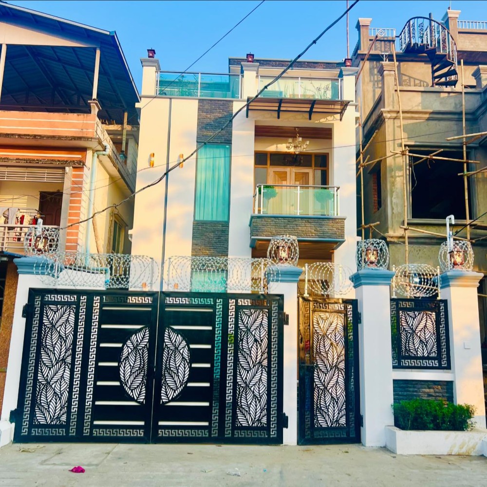 မြေကွက် ၊ ခြံ