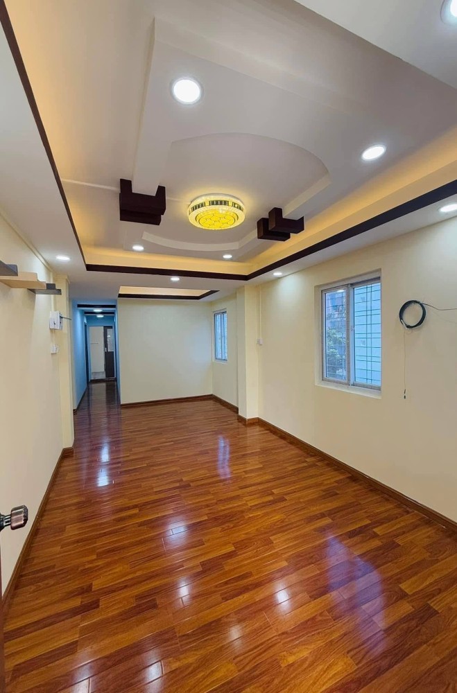 မြေကွက် ၊ ခြံ