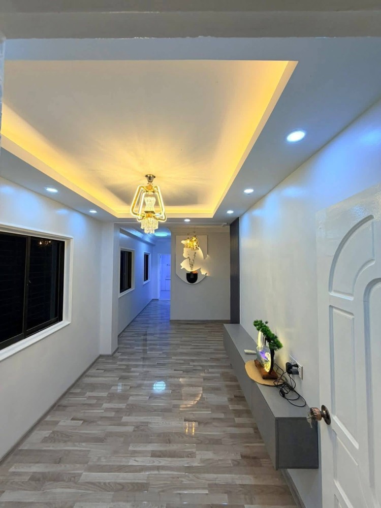 မြေကွက် ၊ ခြံ