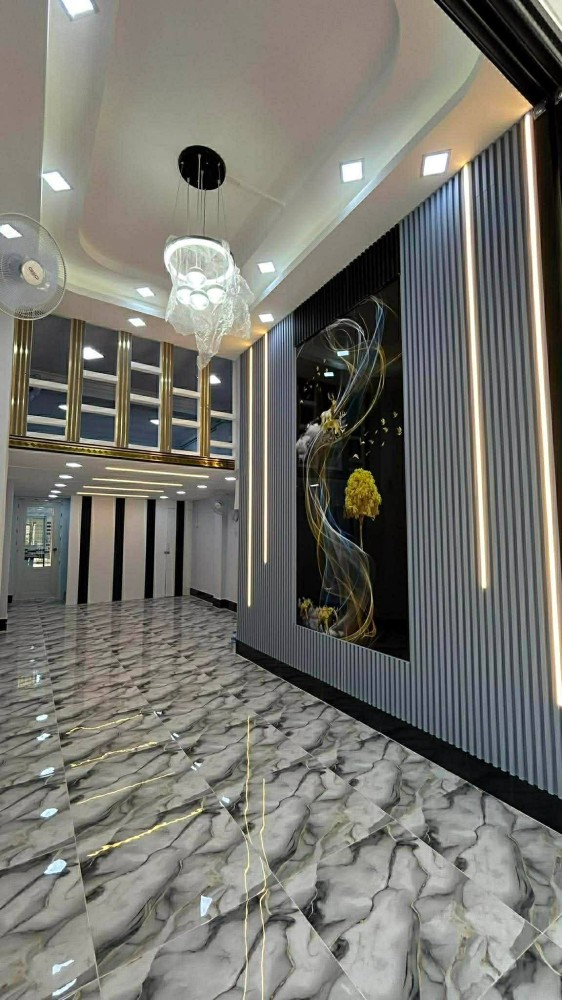 မြေကွက် ၊ ခြံ