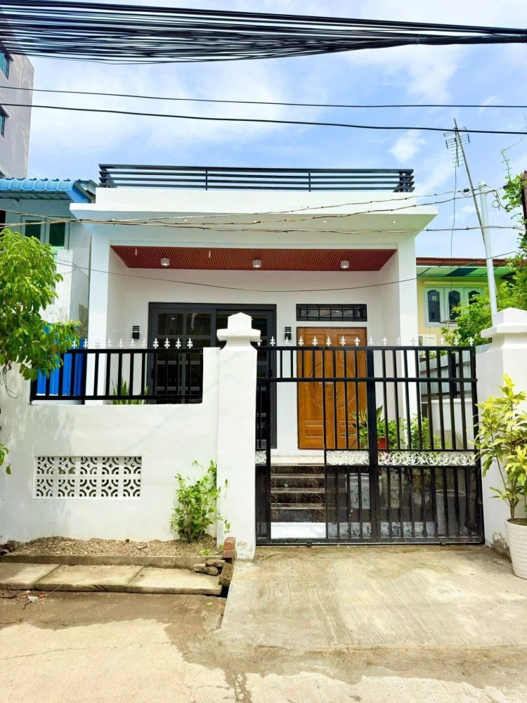 မြေကွက် ၊ ခြံ